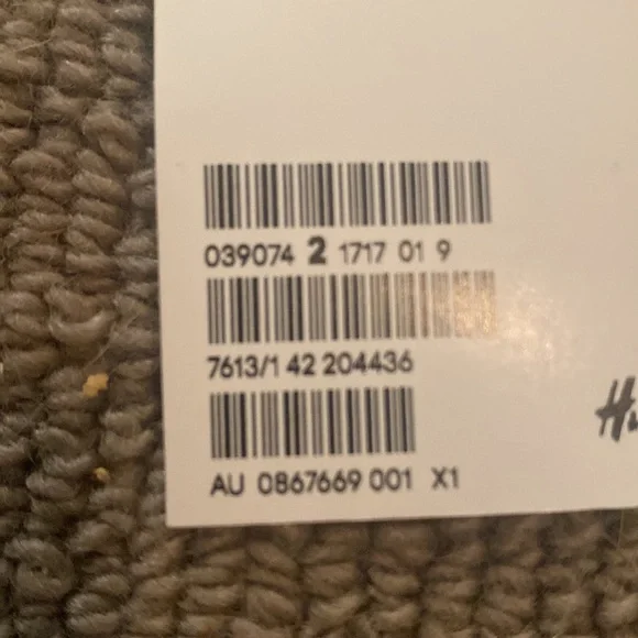 2 dresses 1 jacket and 1 jumpsuit - Picture 6 of 6